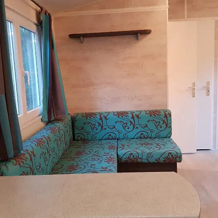 Campeggio Camping La Licorne Provins