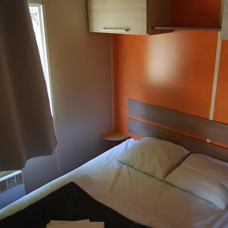 Campeggio Camping La Licorne Provins